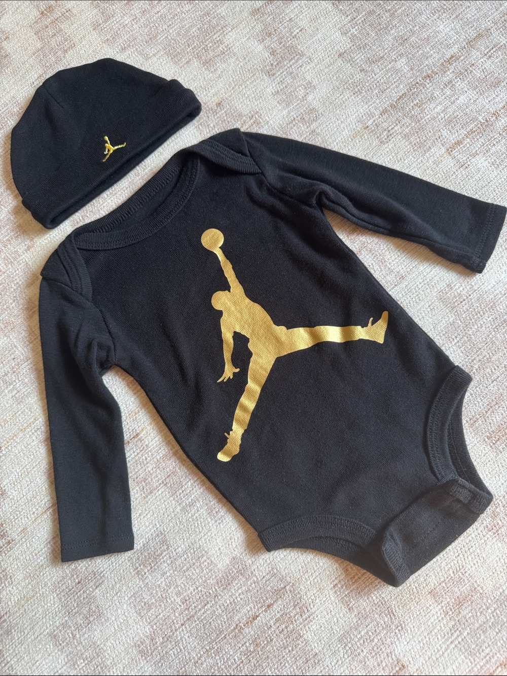 Jordan Black Baby Onesie Bodysuit with Gold Jumpman and Matching Hat size 0-6M